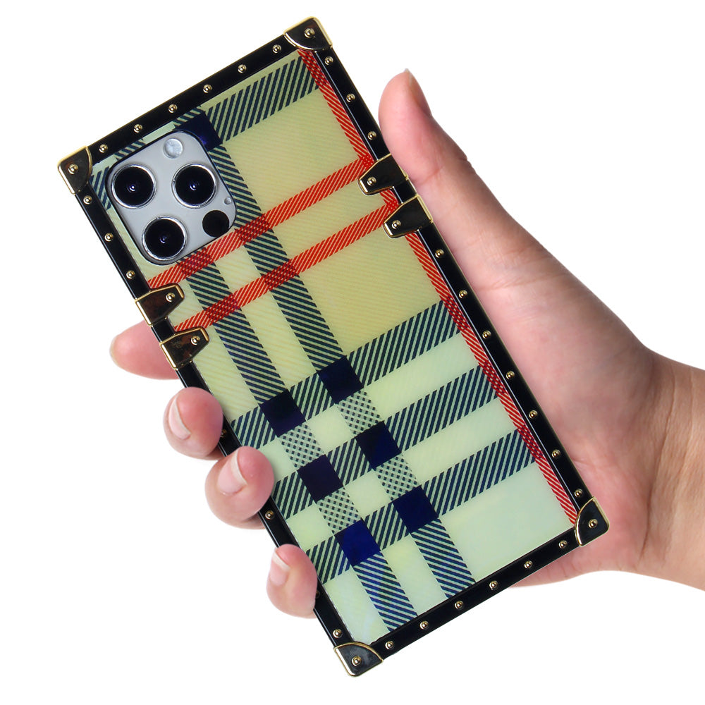 Iphone 12 / 12Pro (6.1 Inch) Checkered Design Case Beige