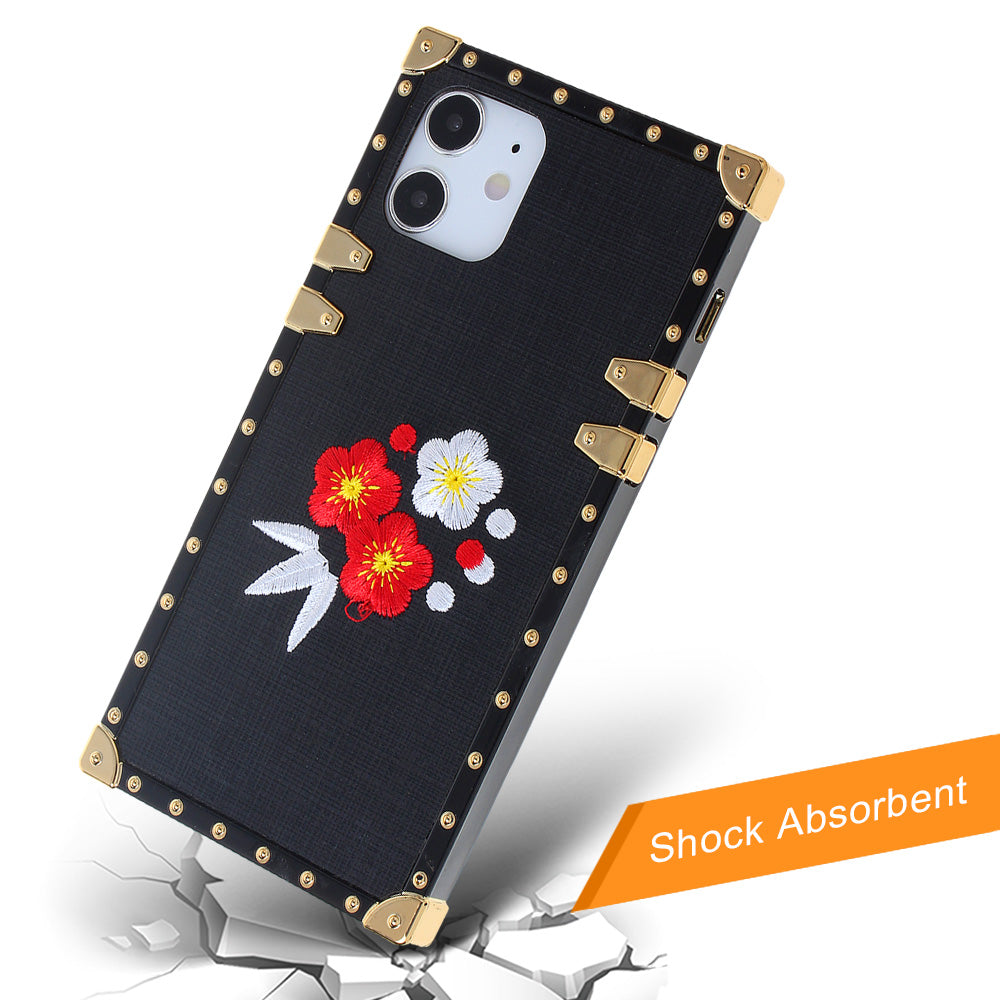 Iphone 12 / 12Pro (6.1 Inch) Fabric Design Case Flowers On Black