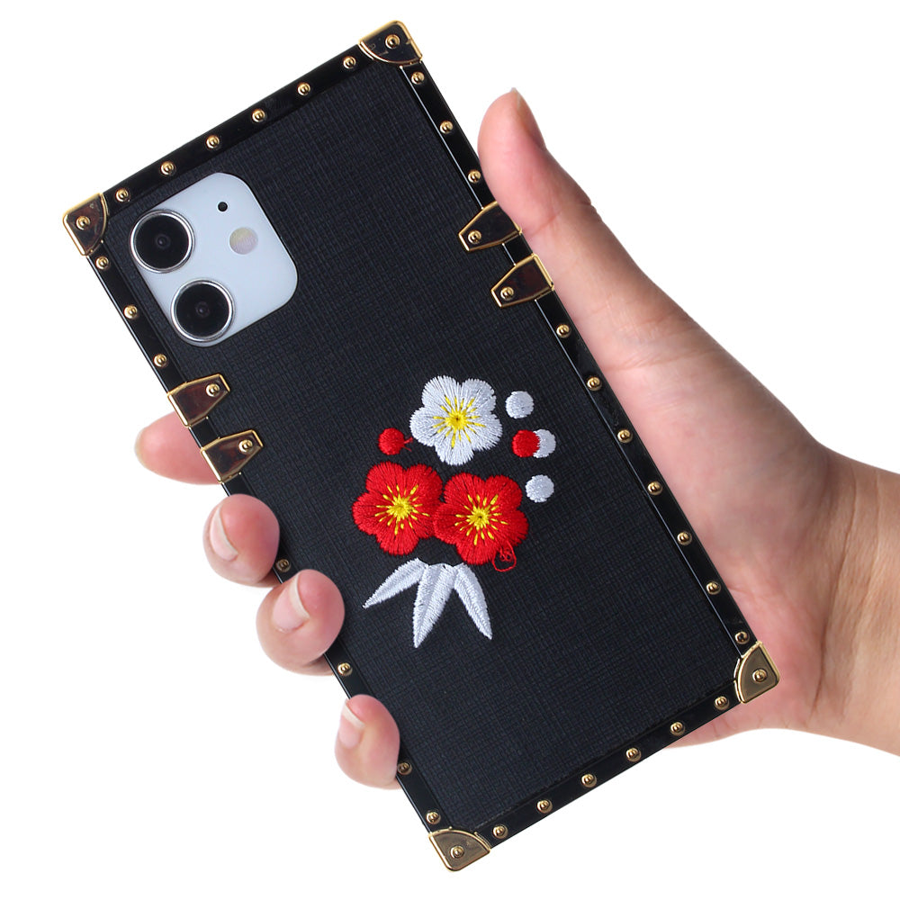 Iphone 12 / 12Pro (6.1 Inch) Fabric Design Case Flowers On Black